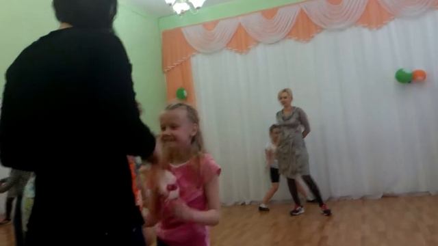 Спортивный праздник в ДЕТСКОМ САДУ 2 смотреть онлайн