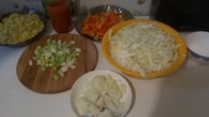 Овощной суп с сельдереем.