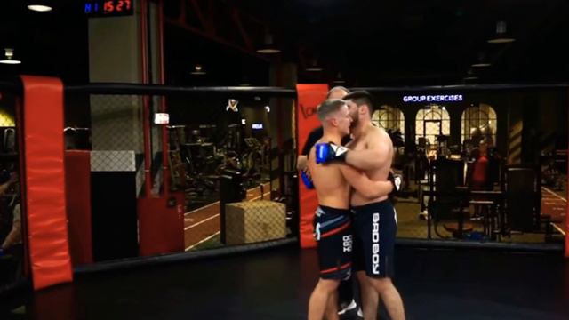 ПОСМОТРИ : как получают блогеры за свои слова.! смотреть онлайн