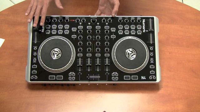 Numark N4 DJ Controller Unboxing / Preview (NL)