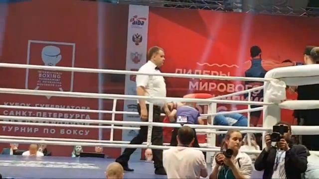 Ина Би Хакикий Бокс смотреть онлайн