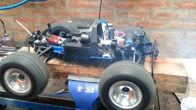 TRAXXAS REVO 3.3 TOP RPM смотреть онлайн