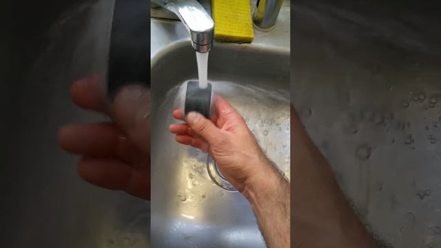 Samsung Gear S is waterproof! смотреть онлайн