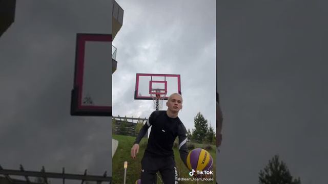 Милохин занимается спортом смотреть онлайн