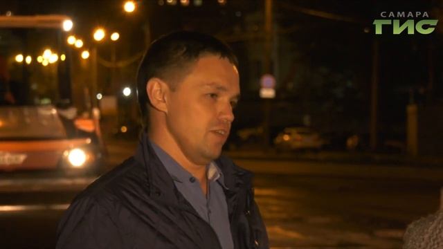 В Самаре продолжается ремонт дорог возле Крымской площади смотреть онлайн