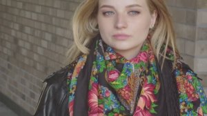Многоцветный платок из уплотненной шерстяной ткани с шелковой бахромой «Галина»-19