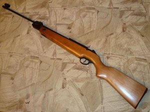 ПНЕВМАТИЧЕСКАЯ ВИНТОВКА  MP 513M. СДЕЛАНО В РОССИЙСКОЙ ФЕДЕРАЦИИ. МАГНУМ КЛАССА ВИНТОВКА