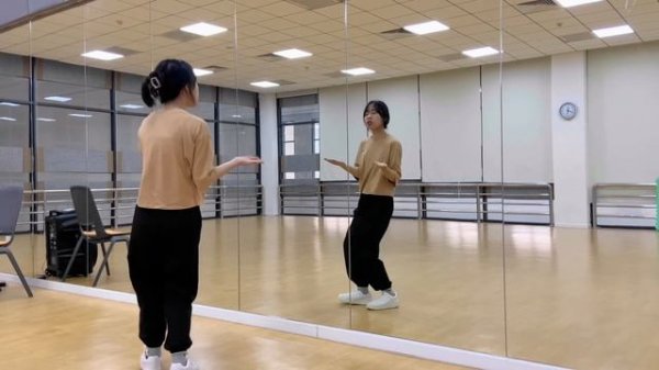 [TIKTOK DANCE TUTORIAL] NIGHT DANCER | Easy Dance Tutorial by lbyyy