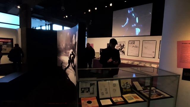 London calling exhibition museum of London barbican center смотреть онлайн