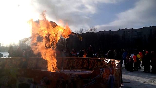 Проводы масленицы. Сжигание масленицы. смотреть онлайн