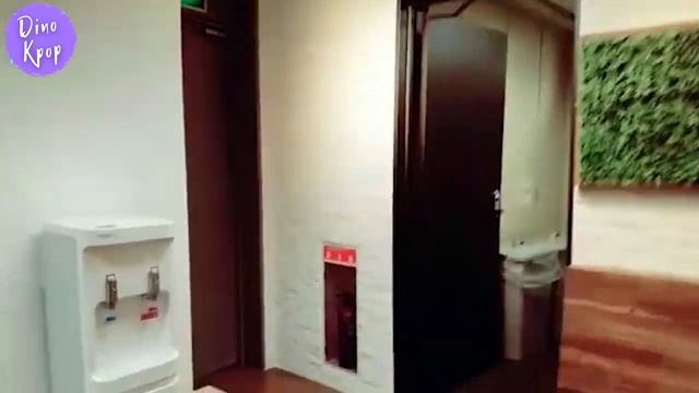 [Озвучка Dino Kpop] Stray Kids играют в прятки в Японии | 15.04.2018 смотреть онлайн