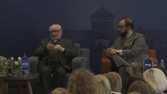 Holocaust survivor Ralph Hakman: The last testimony смотреть онлайн