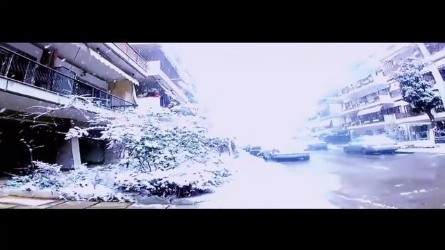 снег кружится летает летает---белым снегом смотреть онлайн