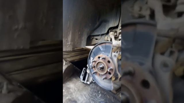 Замена переднего подшипника SsangYong Rexfon смотреть онлайн