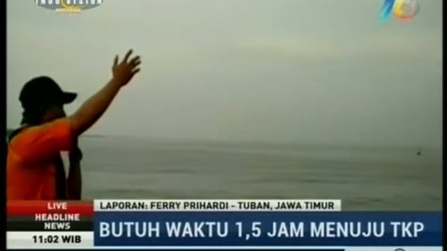 15 Missing After Boat Capsizes In Java Sea смотреть онлайн