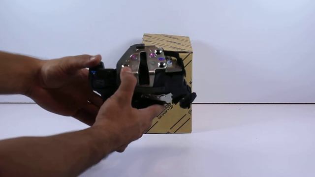 690300K020 TOYOTA LOCK ASSY, FR D, LOCK ASSY, FR D ЗАМОК ДВЕРИ смотреть онлайн