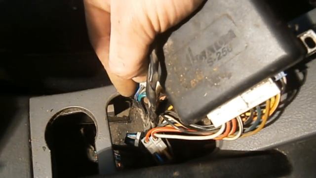 Как отключить автоматическое запирание дверей LAND MARK смотреть онлайн