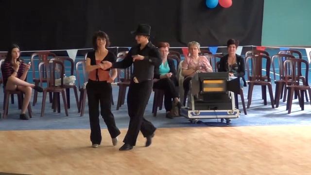 WCDF 2012 : FRENCH : PRO-AM : CRYSTAL NEWCOMER (F) : SANDRA : TWO STEP смотреть онлайн