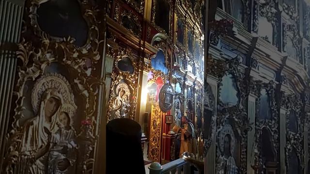Крестовоздвиженский храм, КПЛ, спускается древняя чудотворная икона Успение смотреть онлайн
