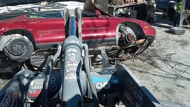 The Last Ford Taurus Station Wagon on the ? gets Crushed ? смотреть онлайн