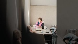 «ИЗБИЕНИЕ» Мама бьет ребёнка/ социальный ролик / самая трогательная работа/ ужас / драка / новости