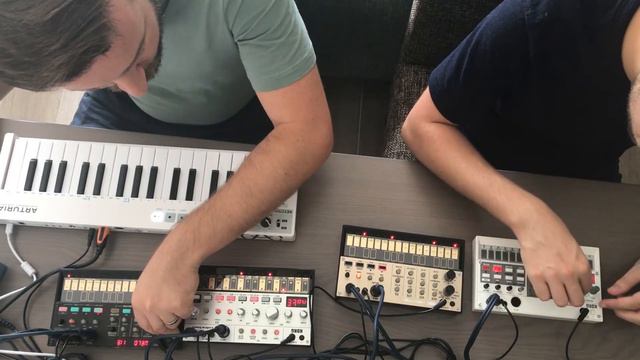 Volca Techno & Deep House Jam (2017-08-18 Part III) смотреть онлайн