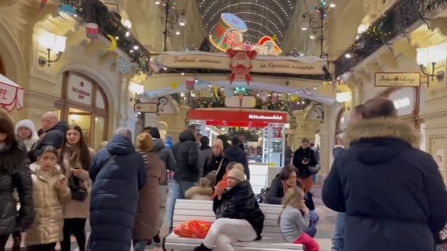 Новогодняя Москва 2022 ?ГУМ Красная площадь MOSCOW Walk Christmas Fair Walking Gum Mall смотреть онлайн