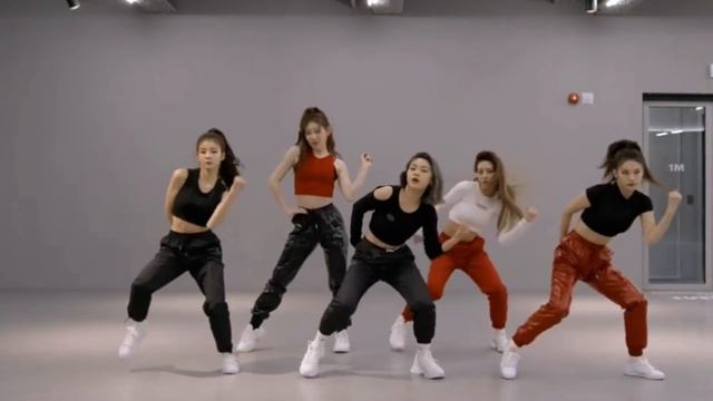 [ITZY - WANNABE ] dance practice mirrored смотреть онлайн