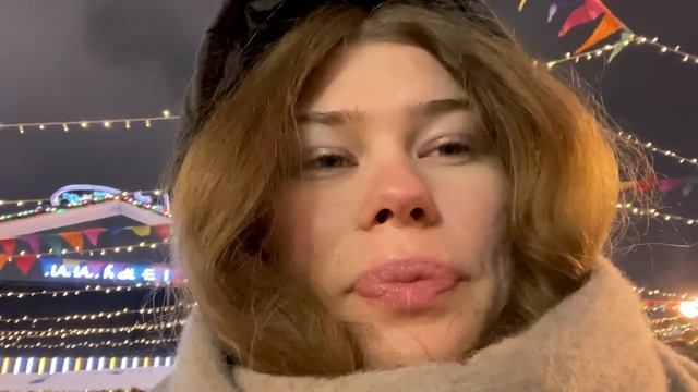 новогодний влог *идеи для подарка,имбирные печенья,каток* смотреть онлайн