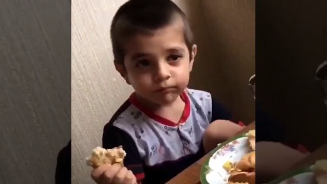 Попки кусать смотреть онлайн