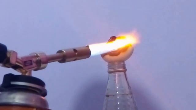 EGG VS GAS TORCH смотреть онлайн