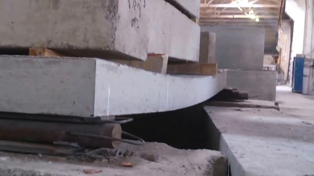 Успешные испытания дорожной плиты, армированной стеклопластиковой арматурой 8 мм. смотреть онлайн