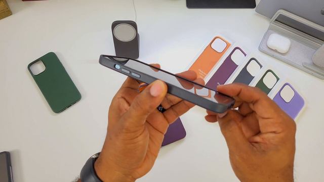 iPhone 13 Pro Max Official Apple Leather Case Review... смотреть онлайн