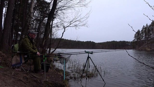 Холодный май 2021 г. Рыбалка на озере Петровском. Cold May 2021 Fishing on the Petrovskoye lake. смотреть онлайн