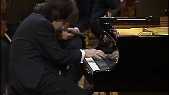 Алексей Султанов П.И.Чайковский фортепианный концерт N°1   си-бемоль минор (1990)