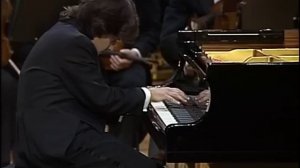 Алексей Султанов П.И.Чайковский фортепианный концерт N°1   си-бемоль минор (1990)