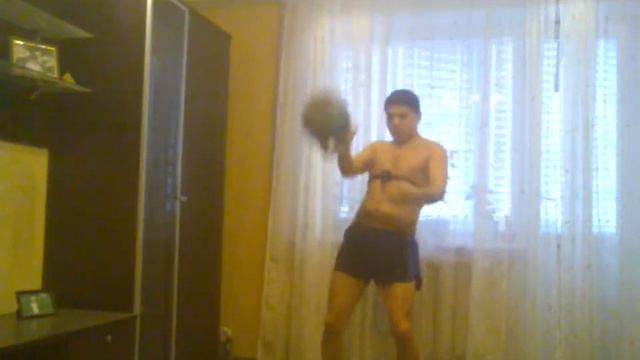 Рывок гири 24 кг 10 мин=145п(7.34)+52л(2.26)=197 смотреть онлайн