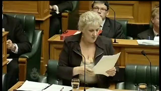 Question 2: Hon Annette King to the Minister for Canterbury Earthquake Recovery смотреть онлайн