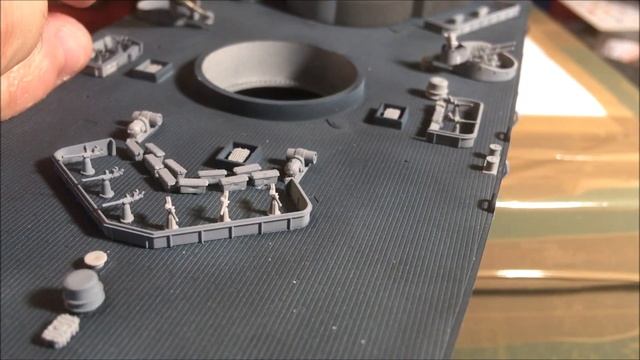 Very Fire USS Montana 1/350 Part II: Small Parts, Superstructure, Finalisation смотреть онлайн