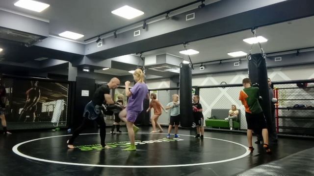 muaythai. trening. #trening #тайскийбокс #fitness #gym #sport #муайтай #muaythai #спорт #training смотреть онлайн
