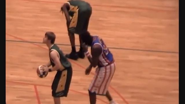 Harlem Globetrotters in Bucharest 2 смотреть онлайн