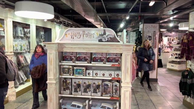 4K Walking Tour of London England: Visit regent st, carnaby st, NBA store, Hamleys, Harry Potter смотреть онлайн