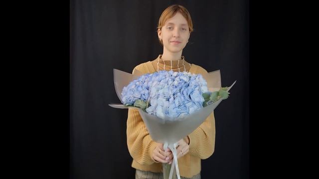Букет из голубых гортензий Florellesi id 1261 смотреть онлайн