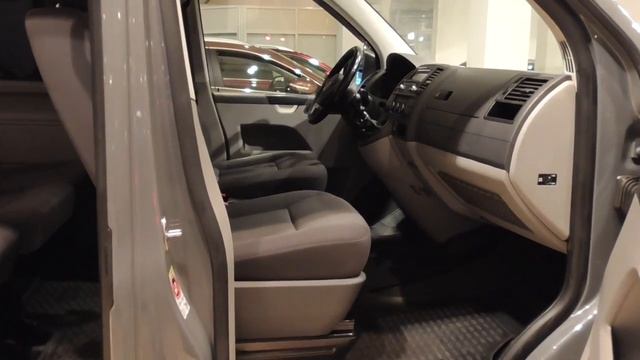Volkswagen Caravelle T5 Рестайлинг Diesel смотреть онлайн