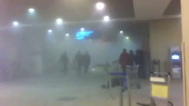 Место взрыва в Домодедове: съемки очевидца смотреть онлайн