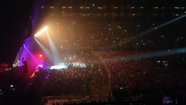 Linkin Park - Crawling Piano Version Live @ The 02 Arena London England 03/07/17