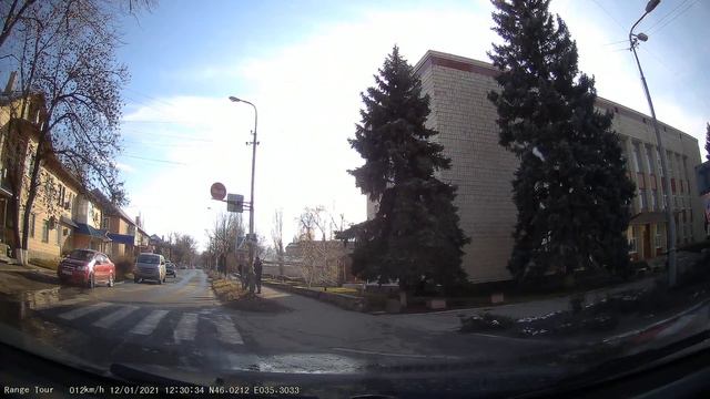 Лутугино! Зачарованные пешеходы! 2021/12/01 смотреть онлайн