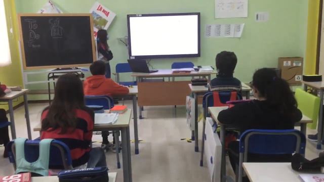 “Four seasons Four skills” eTwinning project- Autumn activity for listening смотреть онлайн