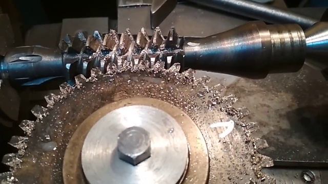 Самодельная двухзаходная червячная фреза. смотреть онлайн