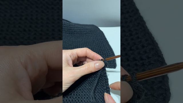 Бесшовный снуд 8-кой платочной вязкой из 100% мериноса. смотреть онлайн